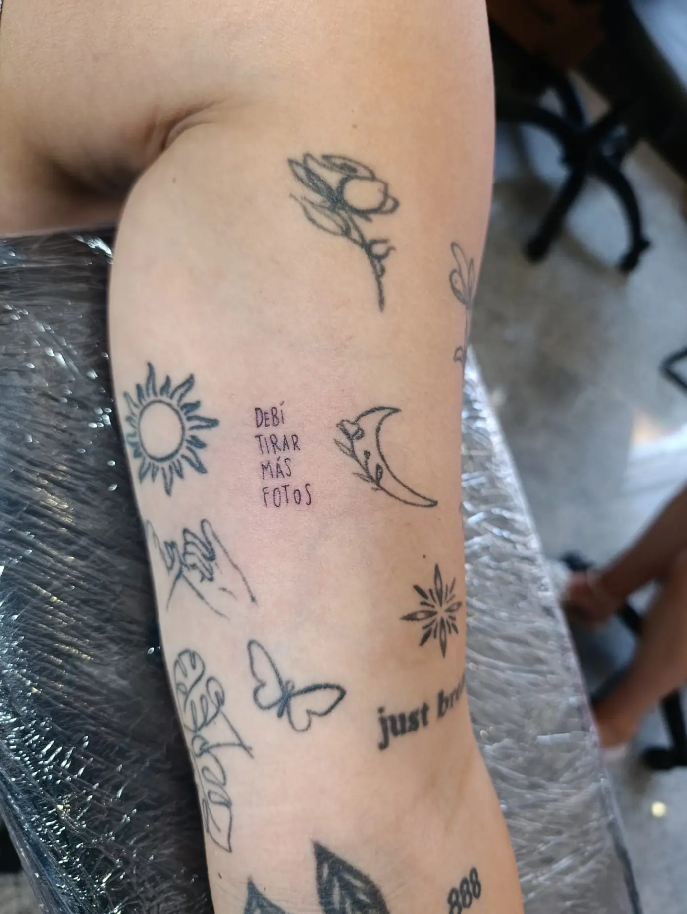 Professional tattoo artist at work, Zrće studio